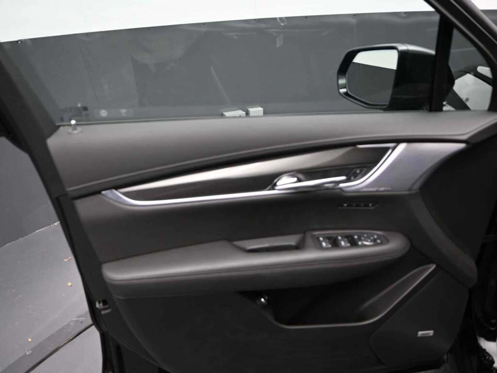 2025 Cadillac XT6 AWD Sport