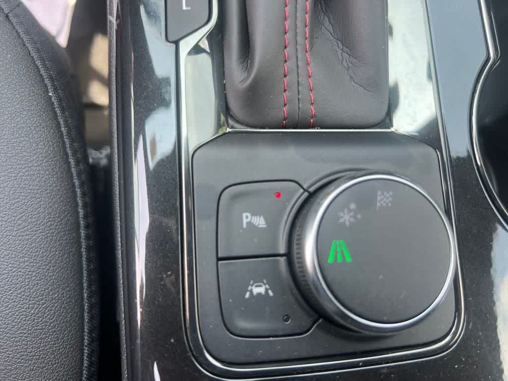 2025 Chevrolet Blazer FWD RS