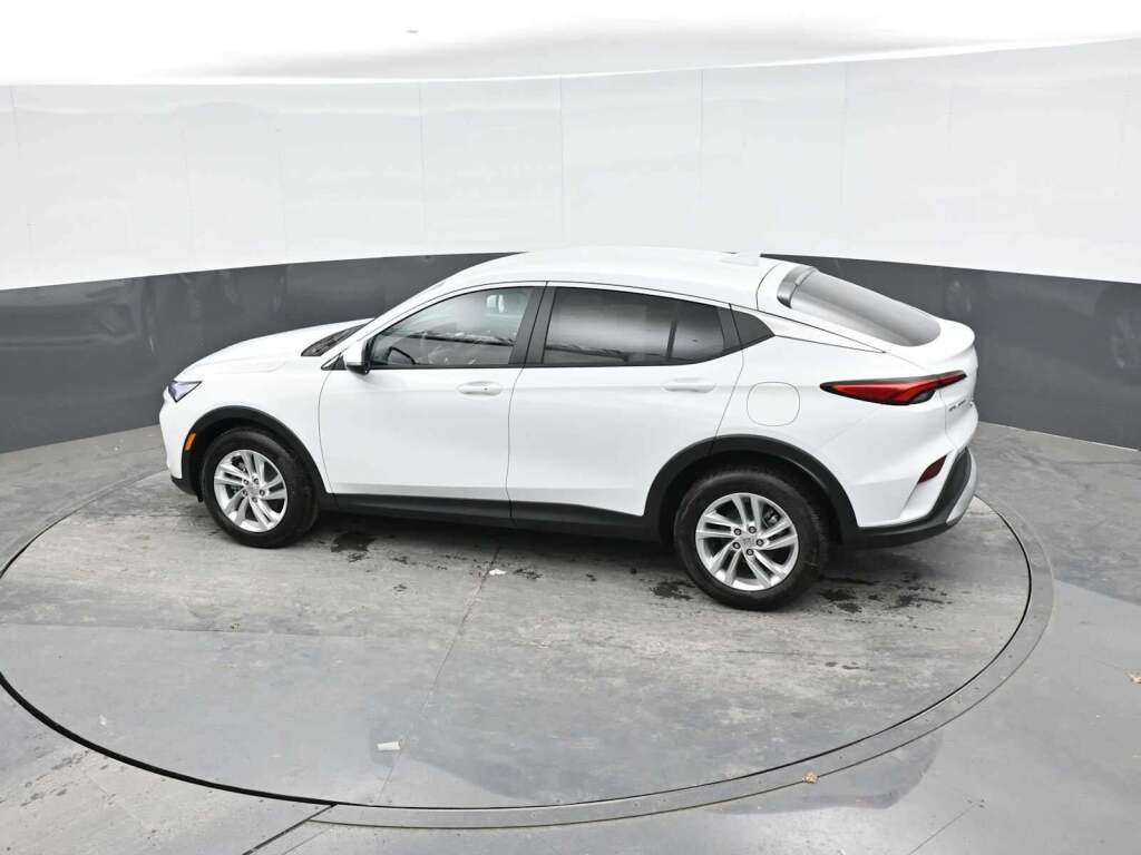 2025 Buick Envista Preferred FWD