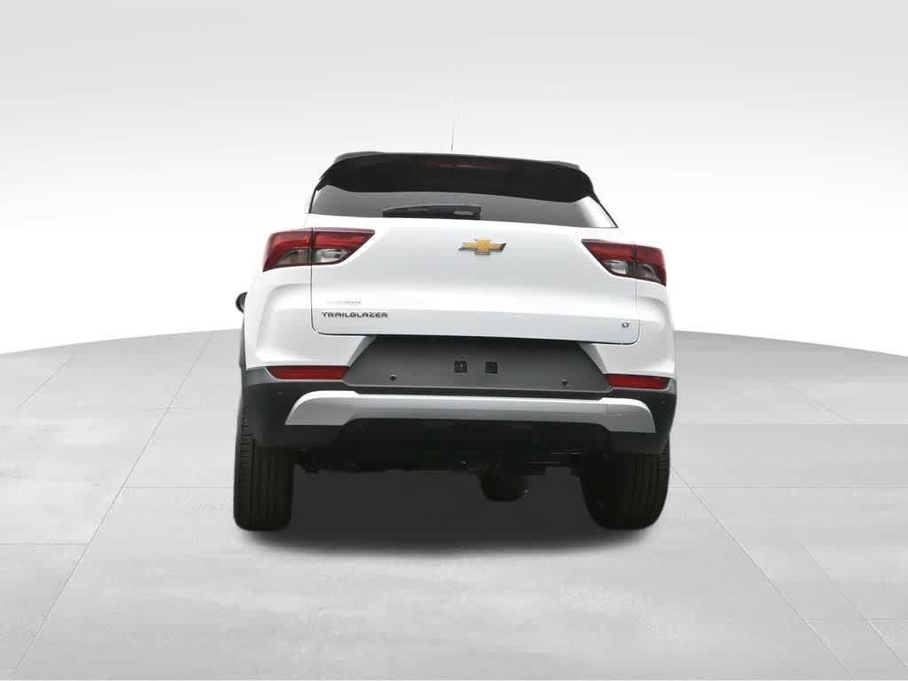 2025 Chevrolet Trailblazer FWD LT