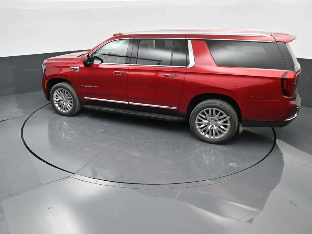 2025 GMC Yukon XL 4WD Elevation