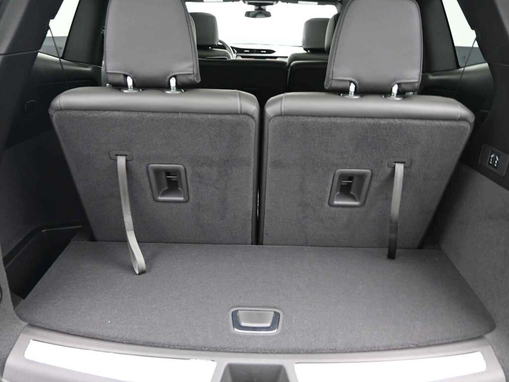 2025 Cadillac XT6 AWD Luxury