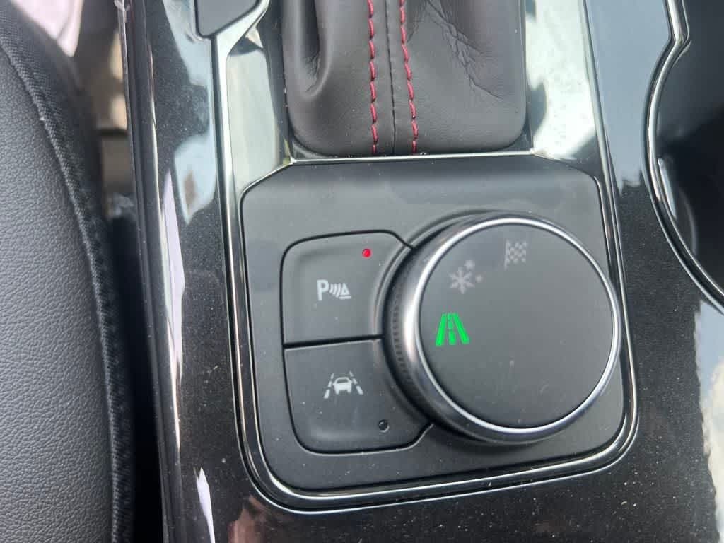 2025 Chevrolet Blazer FWD RS