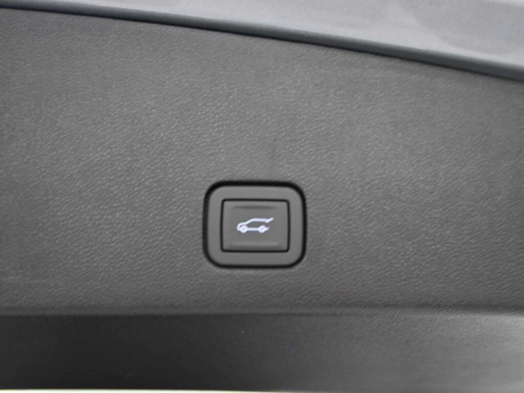 2025 Cadillac XT6 AWD Luxury