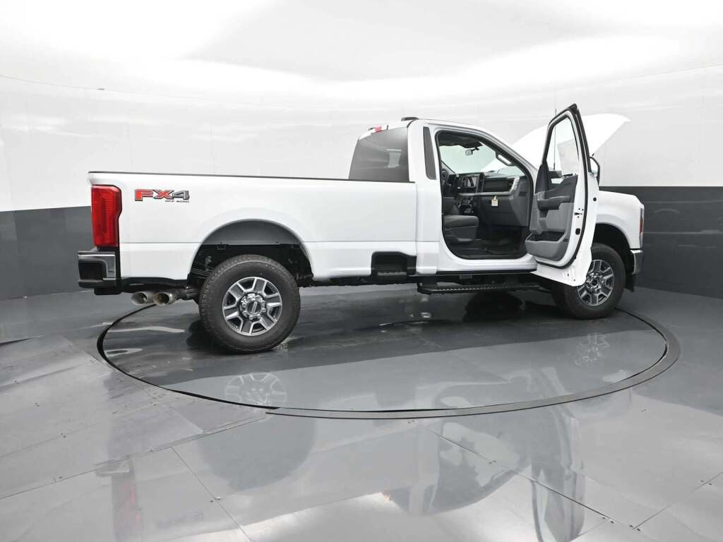 2025 Ford F-250 XLT