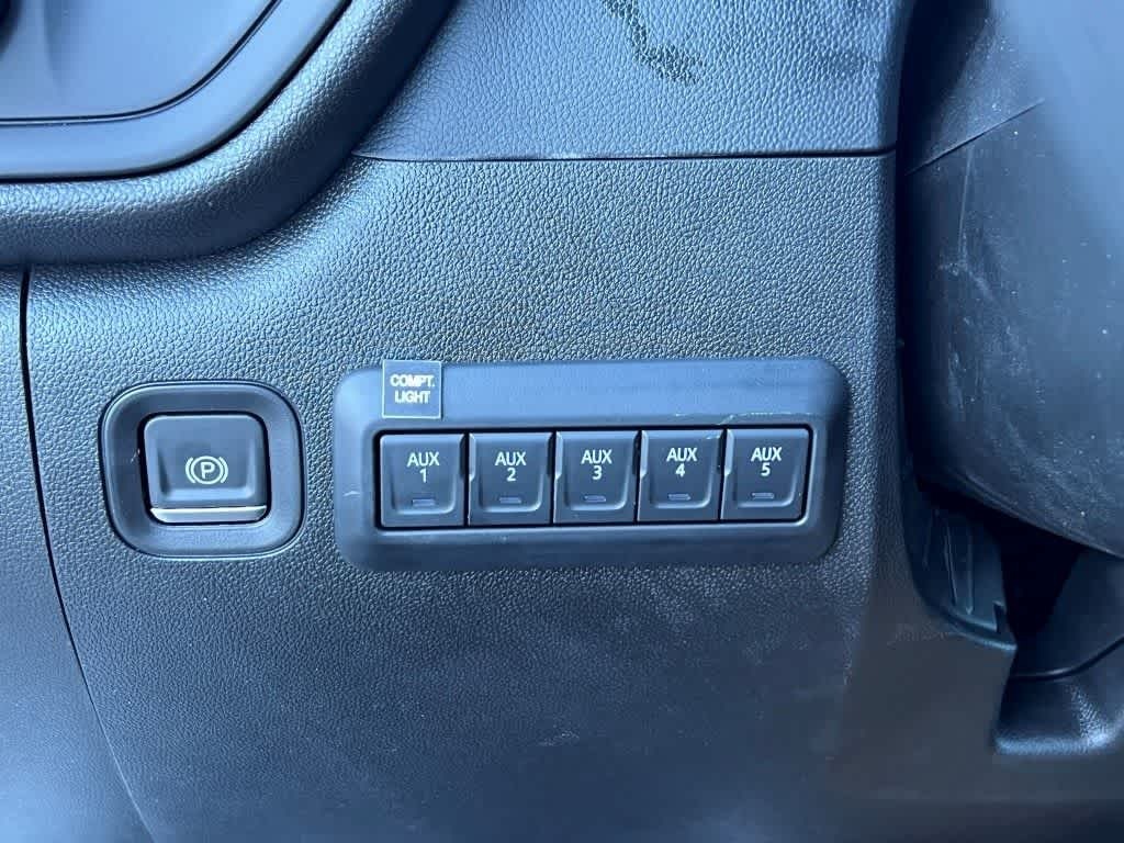 2024 Chevrolet Silverado 2500HD 4WD Crew Cab Long Bed Work Truck