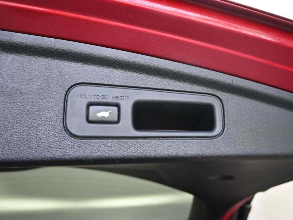 2022 Acura MDX A-SPEC Package