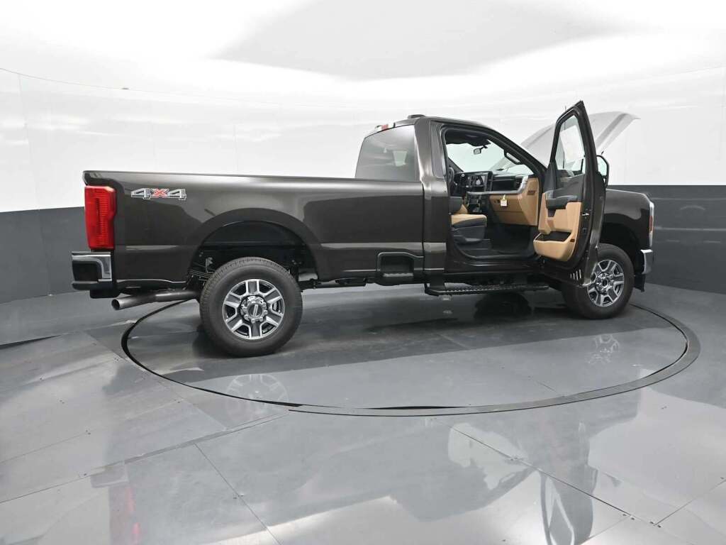 2025 Ford F-350 XLT