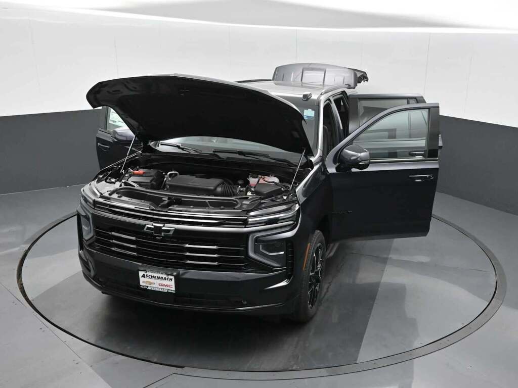 2026 Chevrolet Tahoe 4WD RST