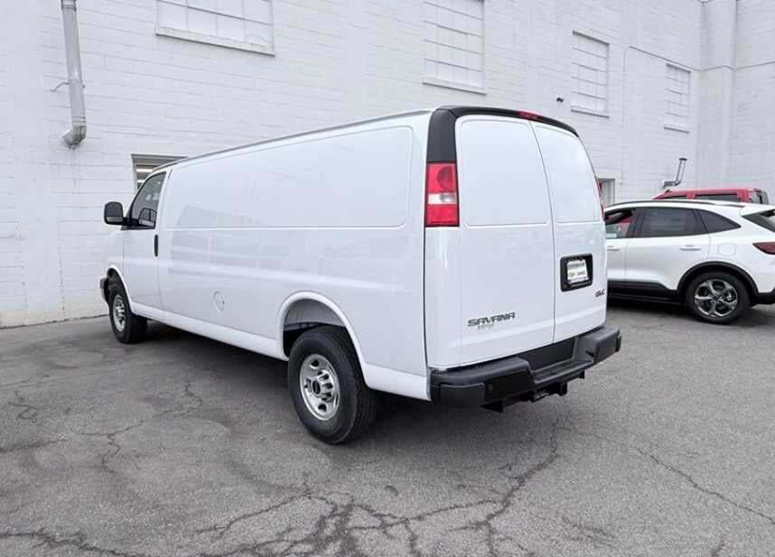 2025 GMC Savana Cargo RWD 3500 Extended Wheelbase Work Van