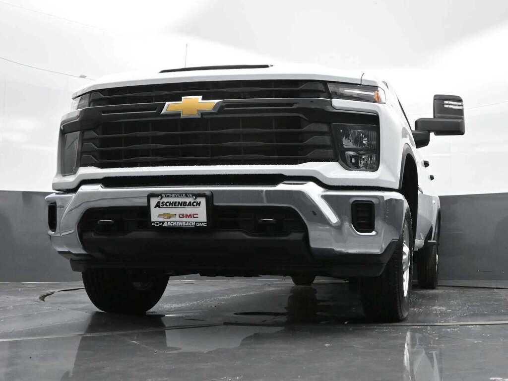 2024 Chevrolet Silverado 2500HD 2WD Crew Cab Long Bed Work Truck