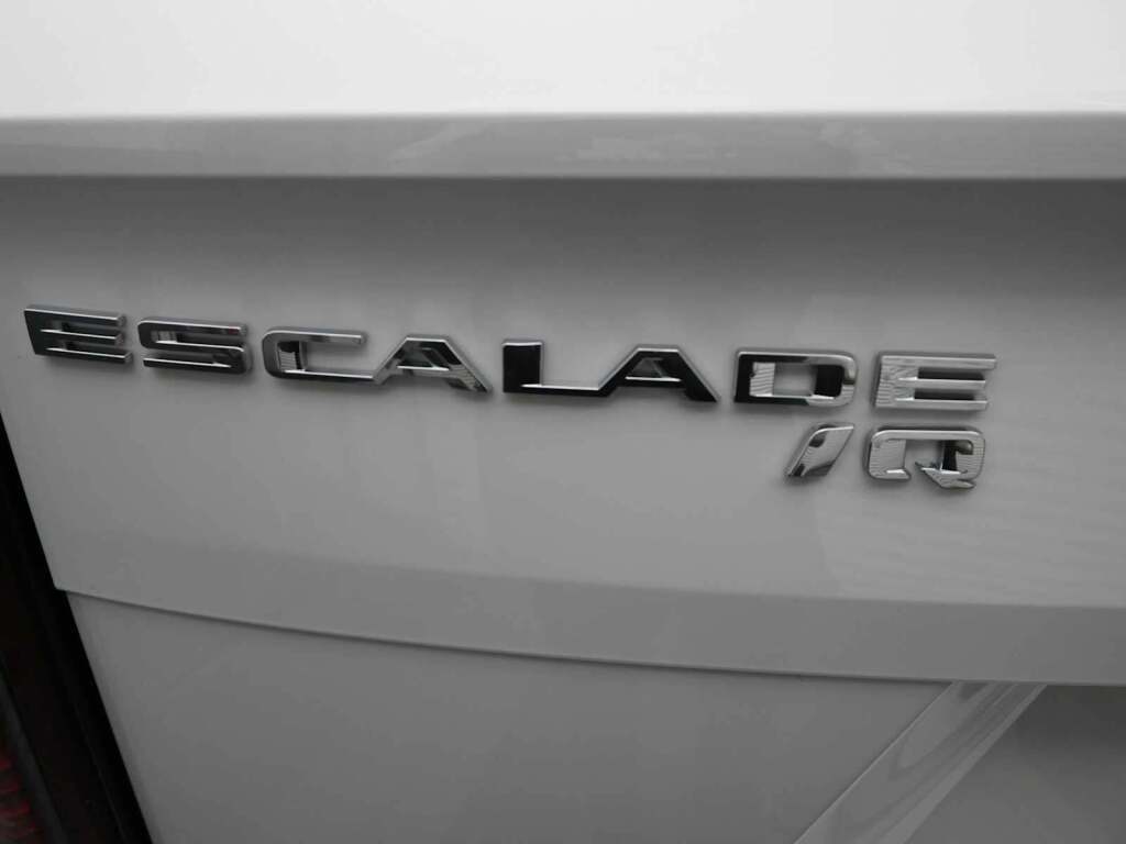 2025 Cadillac Escalade IQ Luxury 2 AWD