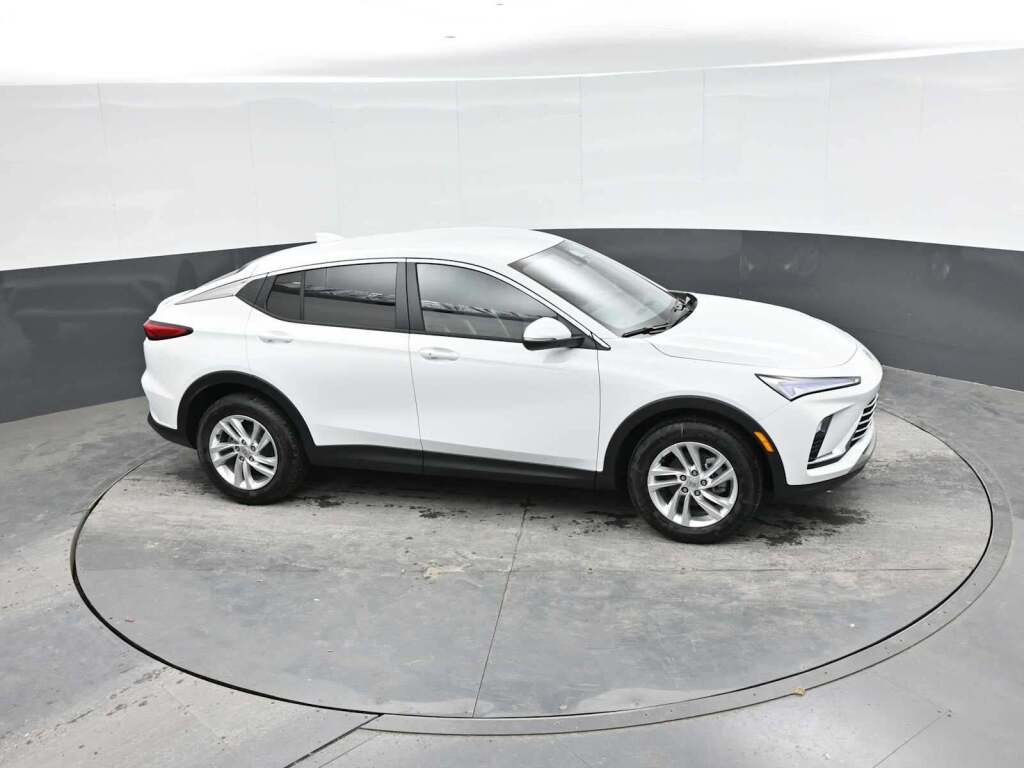 2025 Buick Envista Preferred FWD