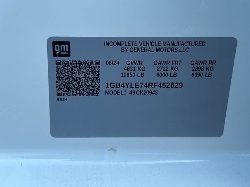 2024 Chevrolet Silverado 2500HD 4WD Crew Cab Long Bed Work Truck