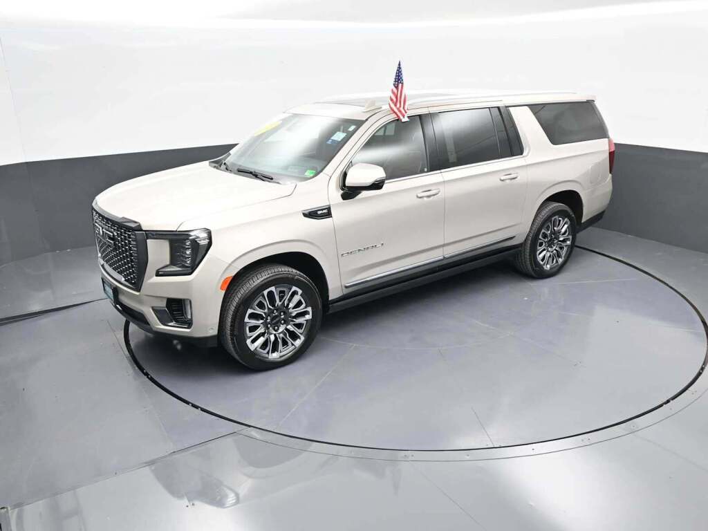 2023 GMC Yukon XL 4WD Denali Ultimate