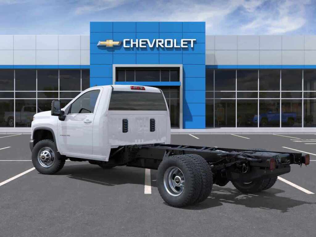 2025 Chevrolet Silverado 3500HD Chassis Work Truck
