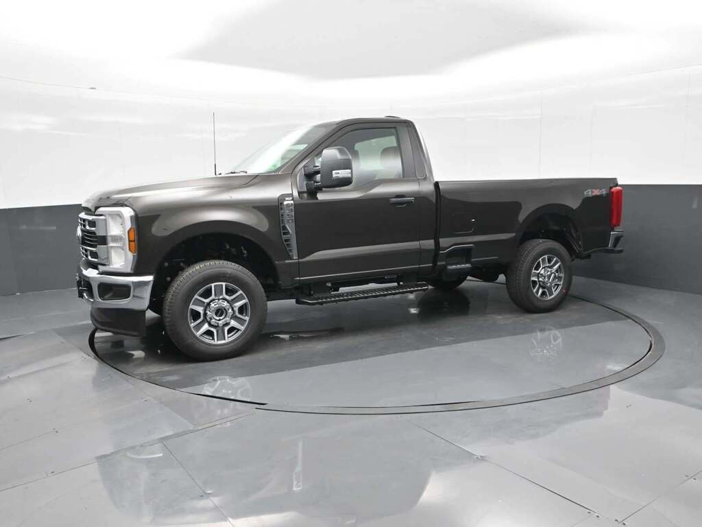 2025 Ford F-350 XLT