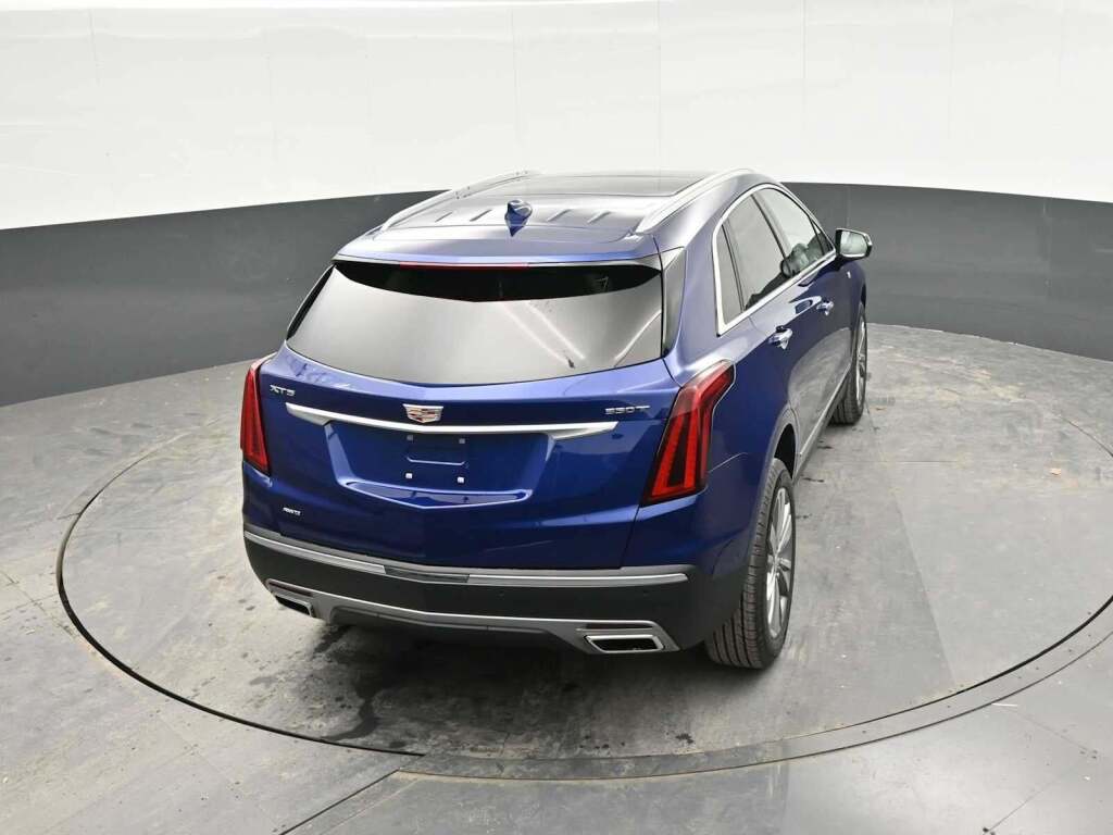 2025 Cadillac XT5 AWD Premium Luxury
