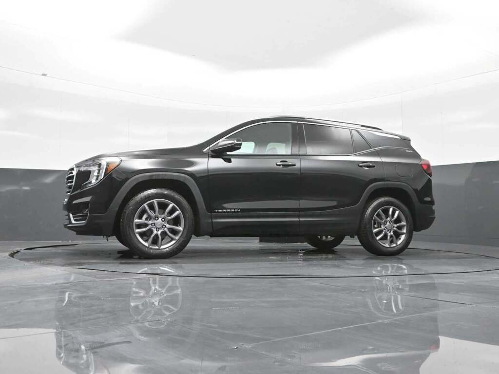 2024 GMC Terrain AWD SLT