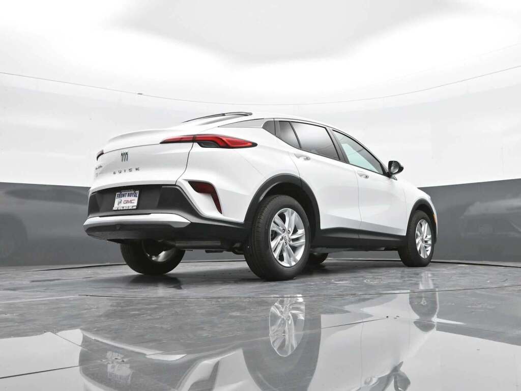 2025 Buick Envista Preferred FWD