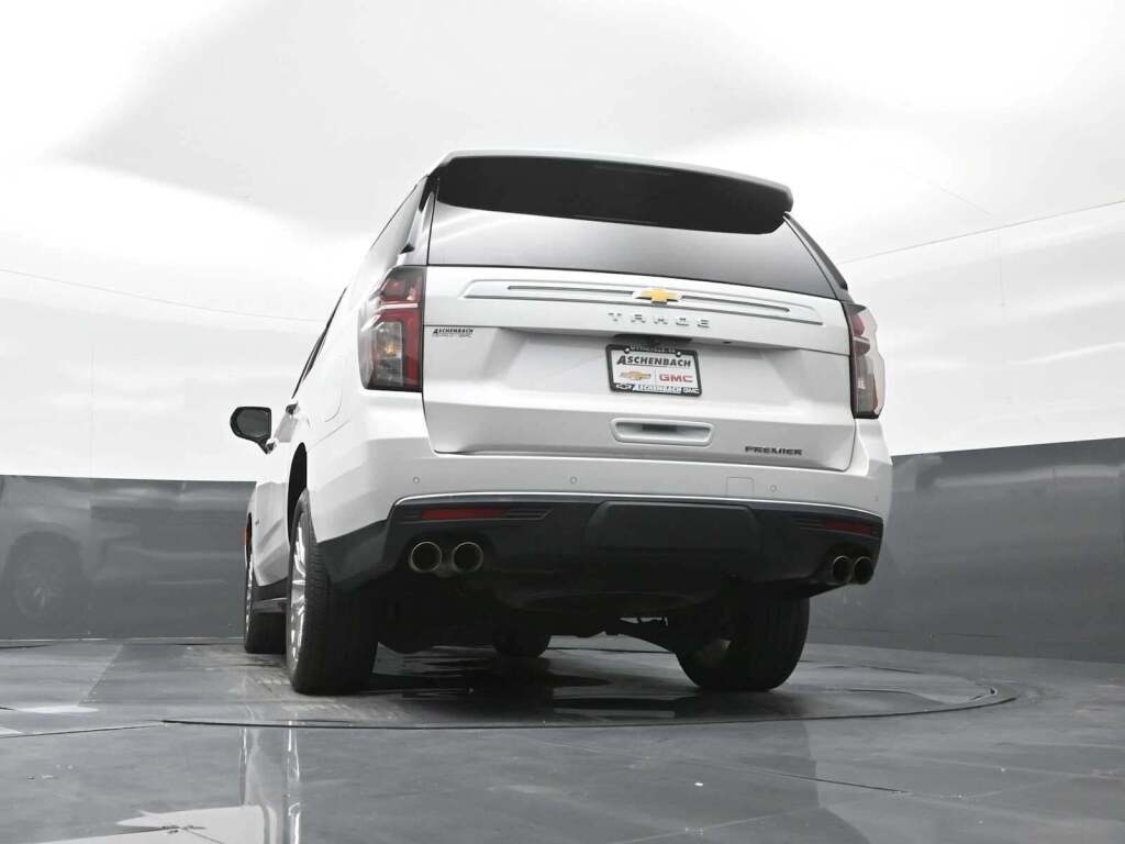 2023 Chevrolet Tahoe 4WD Premier