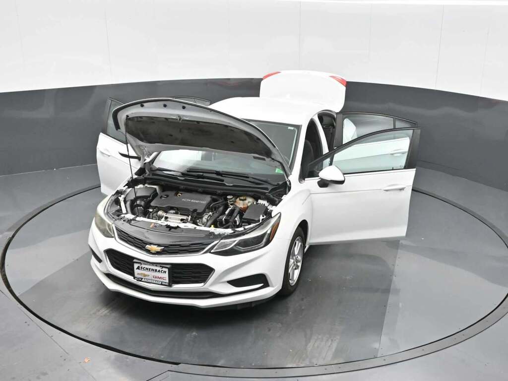2017 Chevrolet Cruze LT Auto