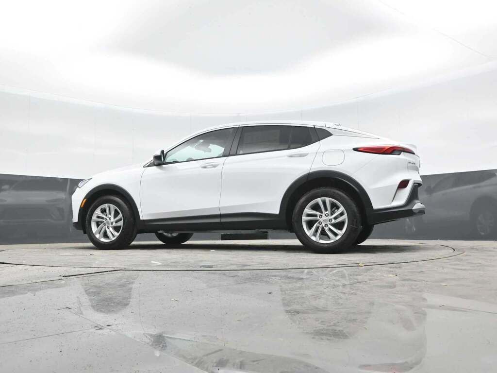 2025 Buick Envista Preferred FWD