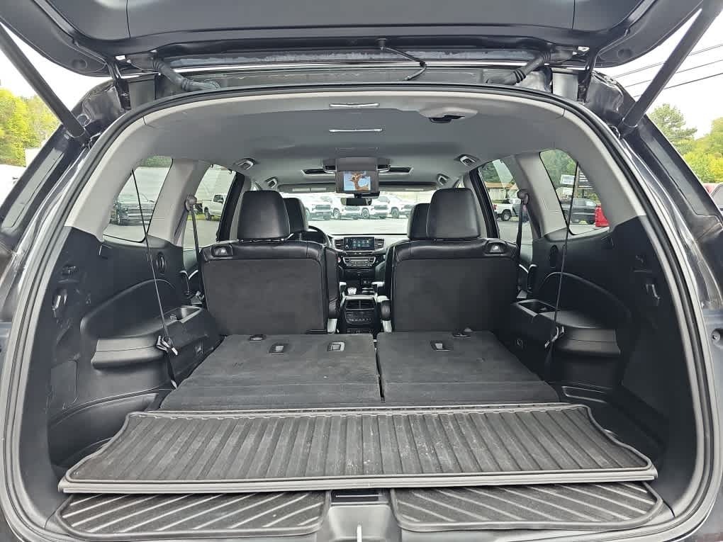 2022 Honda Pilot 2WD Touring 7 Passenger