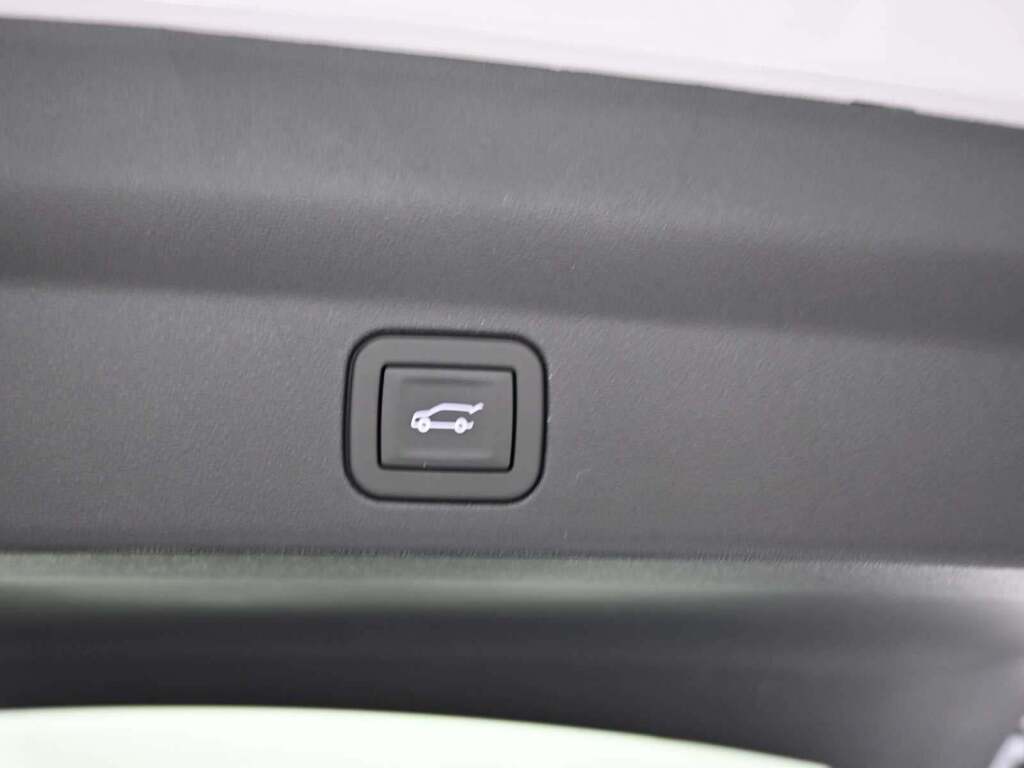 2025 Cadillac Escalade IQ Luxury 2 AWD