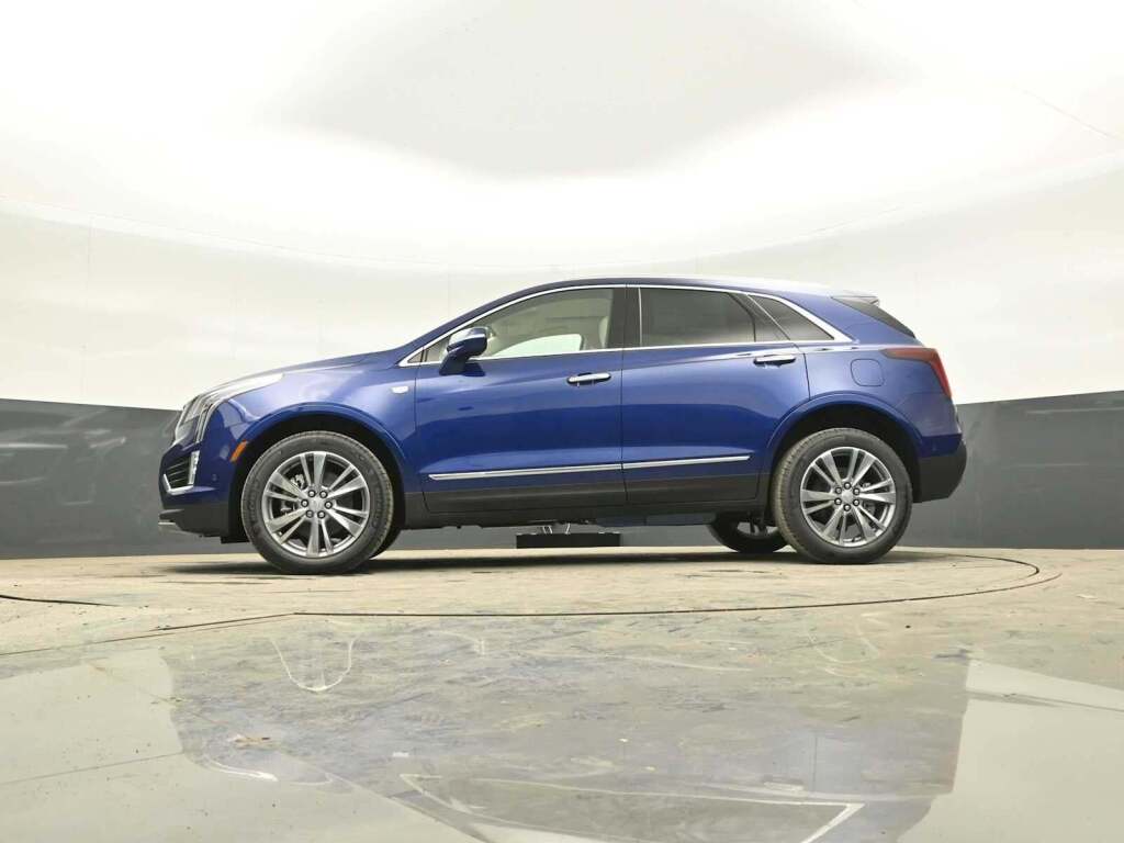 2025 Cadillac XT5 AWD Premium Luxury