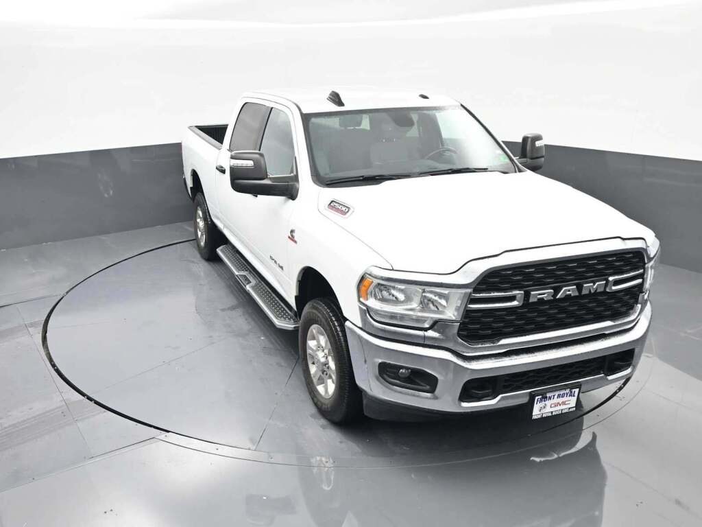 2024 Ram 2500 Big Horn Crew Cab 4x4 6'4" Box