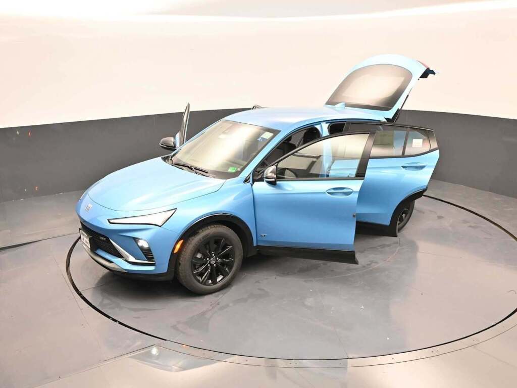 2025 Buick Envista Sport Touring FWD