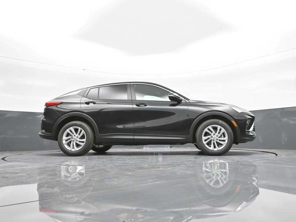 2025 Buick Envista Preferred FWD