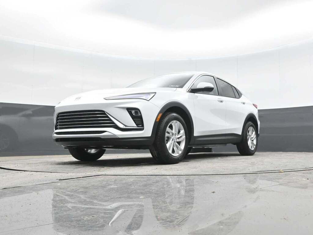 2025 Buick Envista Preferred FWD