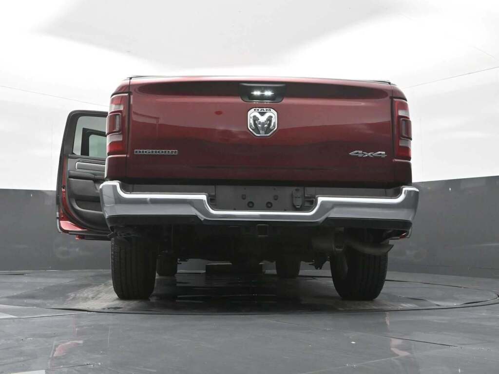 2023 Ram 1500 Big Horn Crew Cab 4x4 5'7" Box