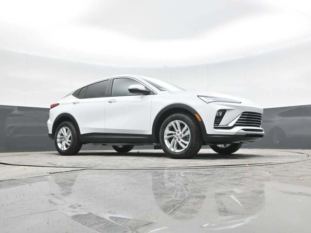 2025 Buick Envista Preferred FWD