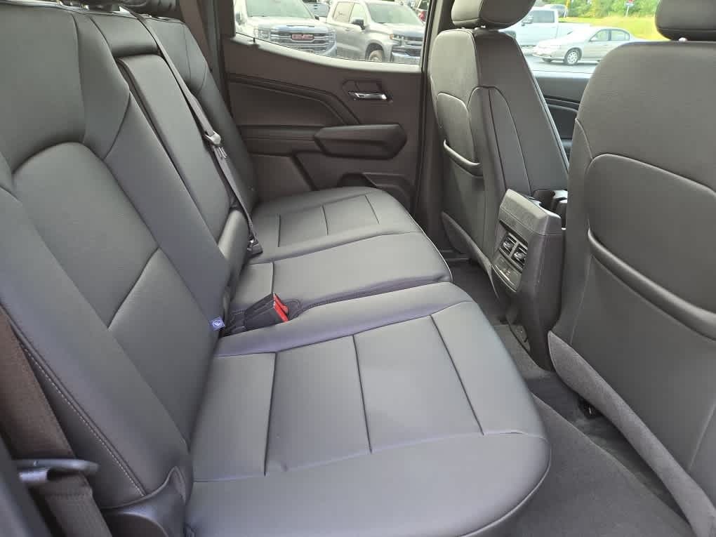 2025 Chevrolet Colorado 4WD LT