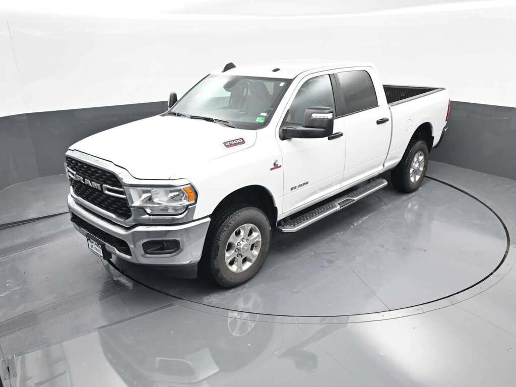 2024 Ram 2500 Big Horn Crew Cab 4x4 6'4" Box