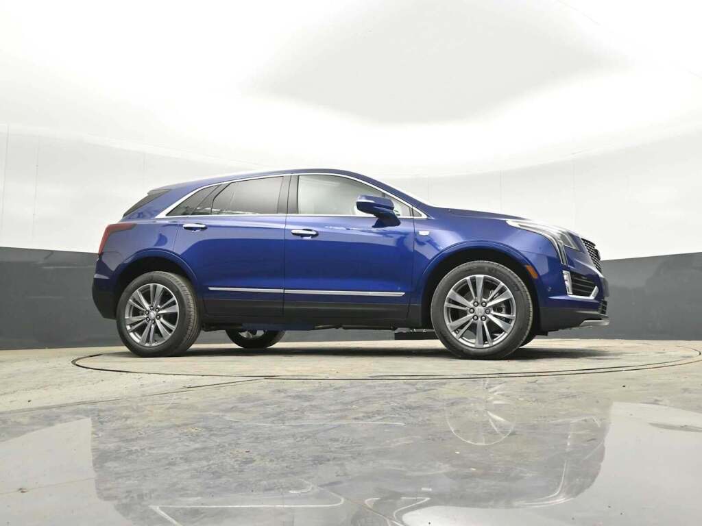 2025 Cadillac XT5 AWD Premium Luxury