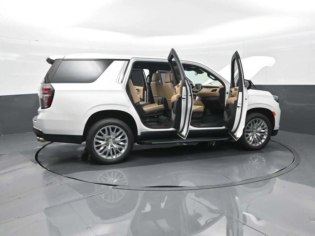 2023 Chevrolet Tahoe 4WD Premier