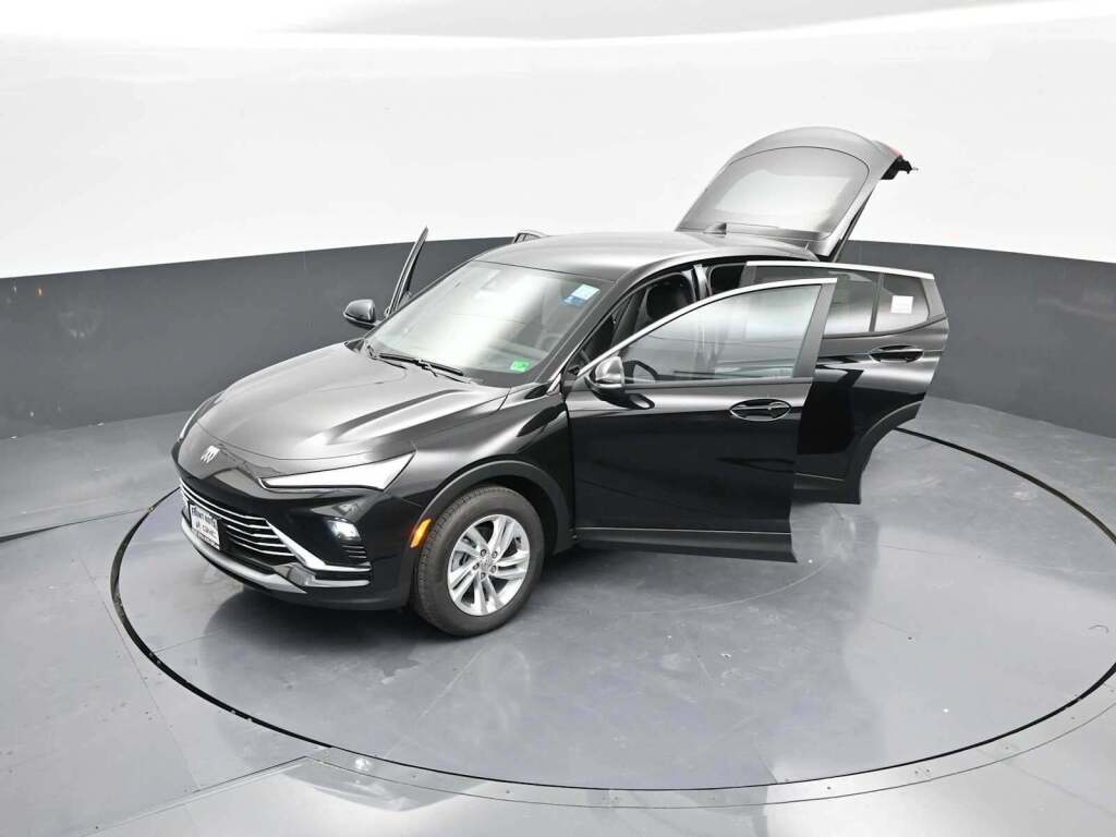 2025 Buick Envista Preferred FWD