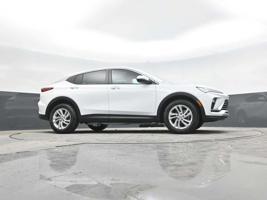 2025 Buick Envista Preferred FWD