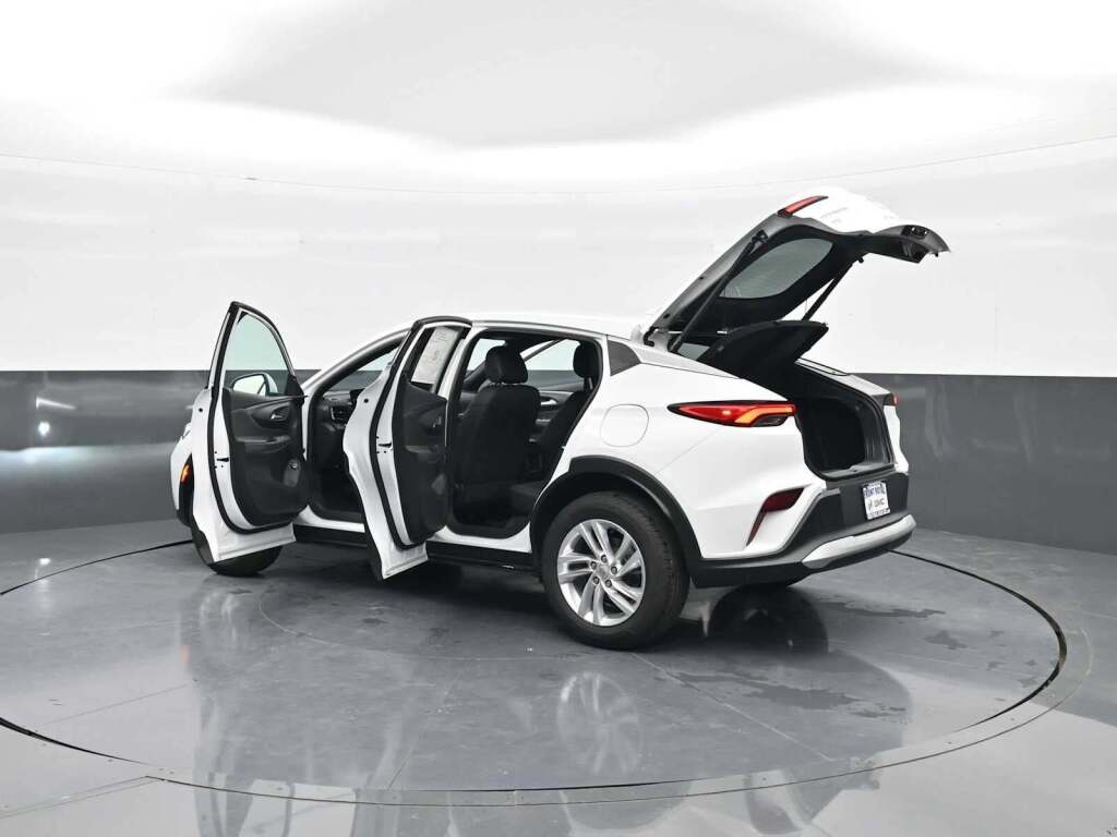 2025 Buick Envista Preferred FWD