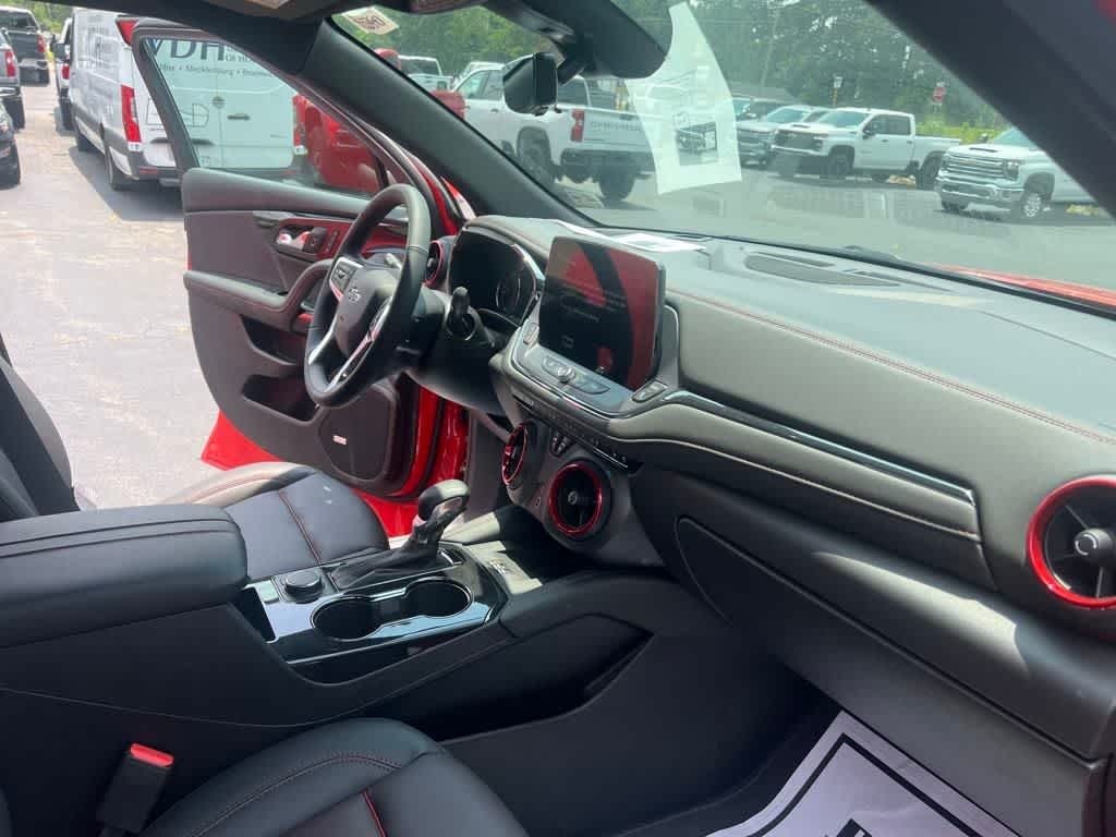 2025 Chevrolet Blazer FWD RS