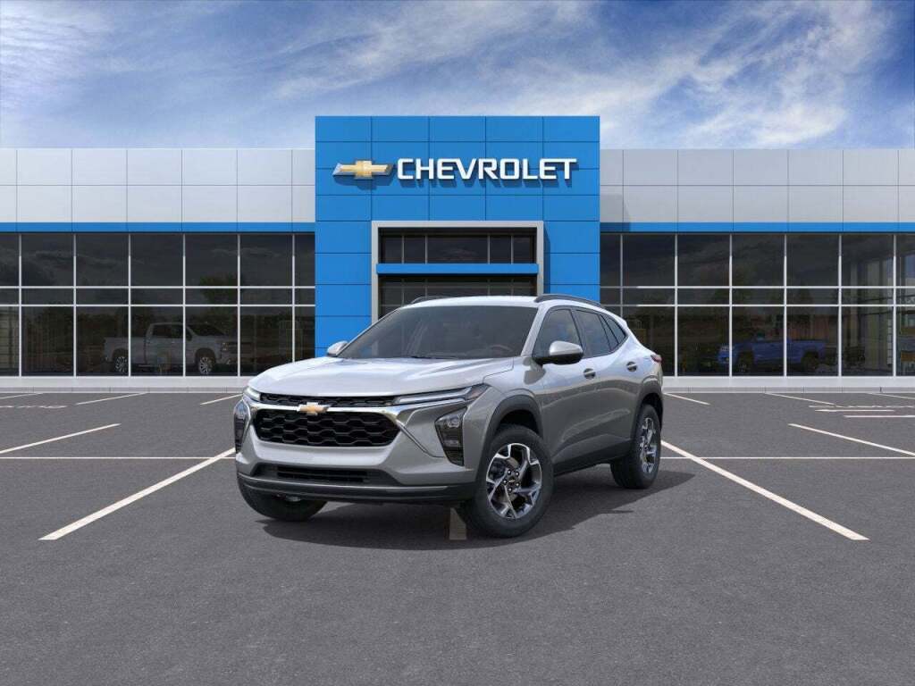 2025 Chevrolet Trax FWD LT