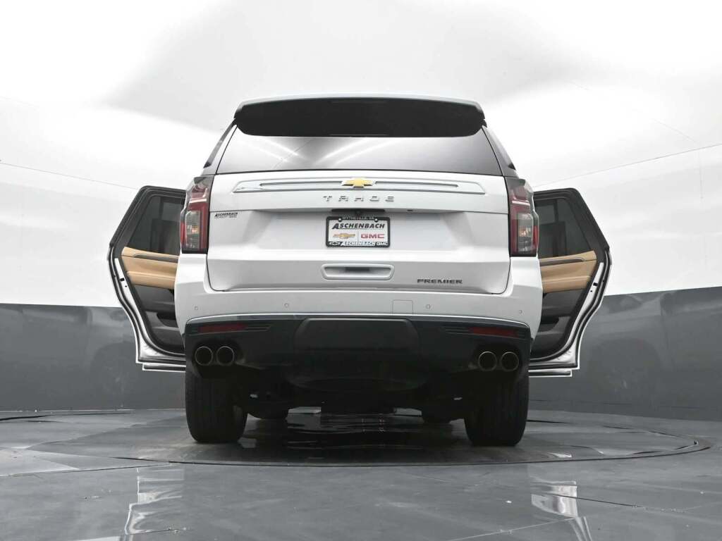 2023 Chevrolet Tahoe 4WD Premier