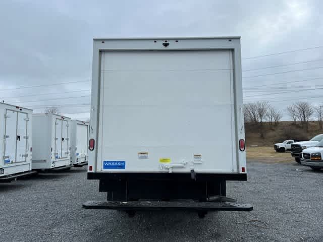 2023 GMC Savana Cutaway 4500 Van