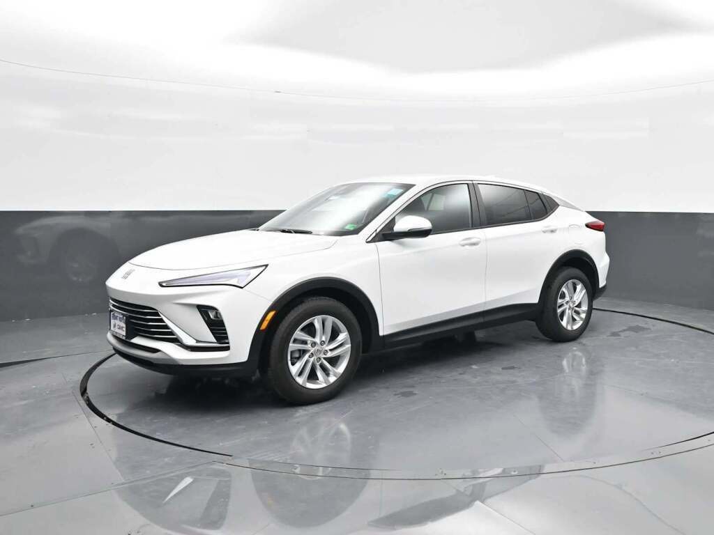 2025 Buick Envista Preferred FWD