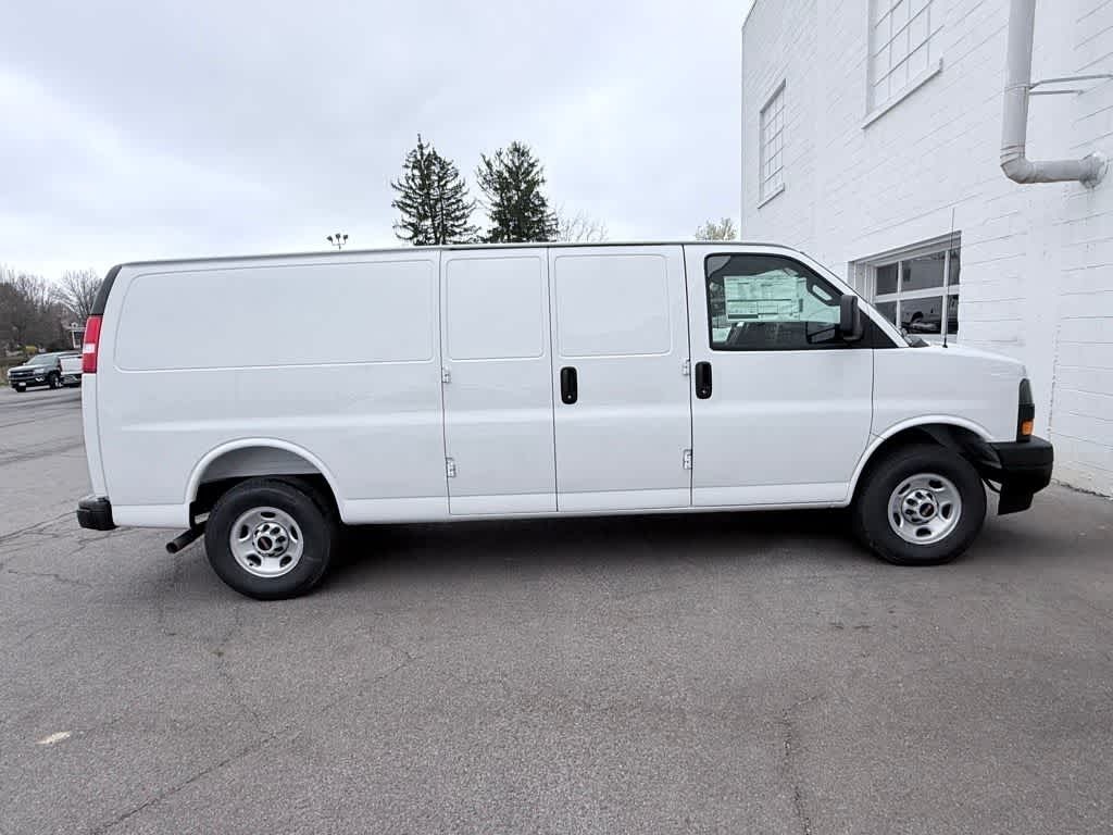 2025 GMC Savana Cargo RWD 3500 Extended Wheelbase Work Van