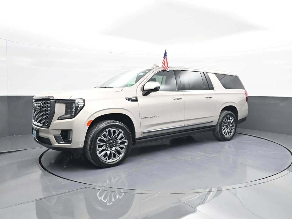 2023 GMC Yukon XL 4WD Denali Ultimate